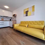 شقة Dijana